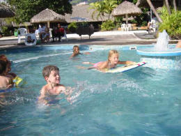 ... ou à la piscine